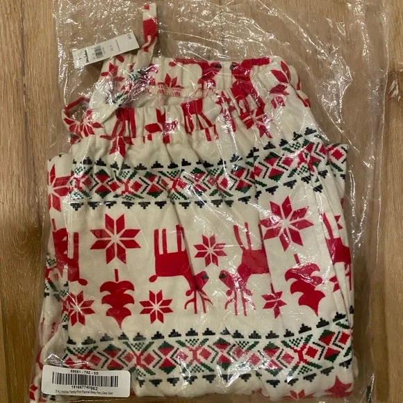 NWT Hannah Anderson Deer D pjs XS - Picture 5 of 8